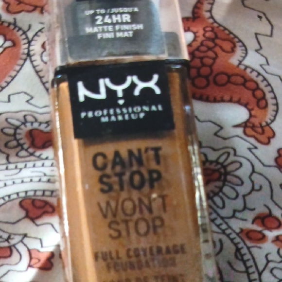 NYX Can't Stop Won't Stop Foundation - Rich Tan - Picture 1 of 1